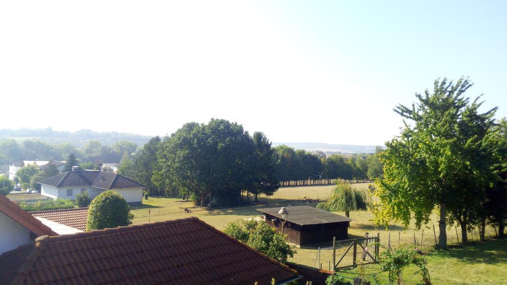 Lenas Ferienzimmer Biebelnheim Esterno foto